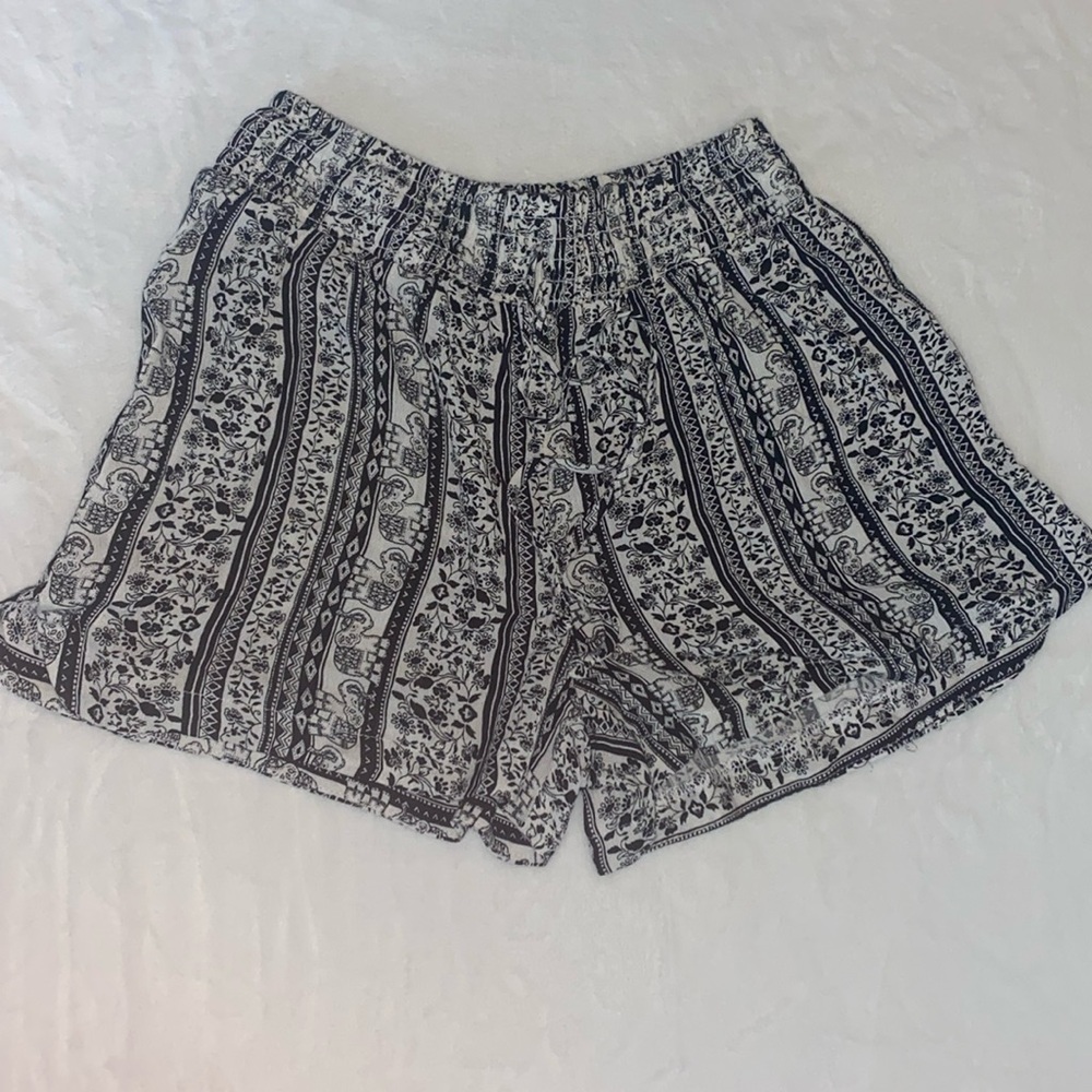 JOE B flowy shorts